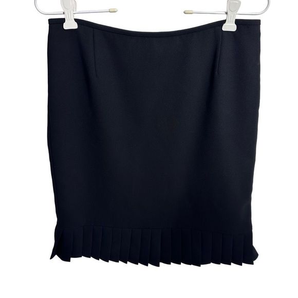 Tahari Dresses & Skirts - Tahari black pleated pencil skirt 8